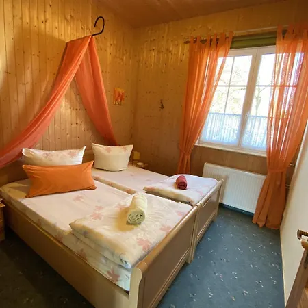 - Henriettenhof Apartment